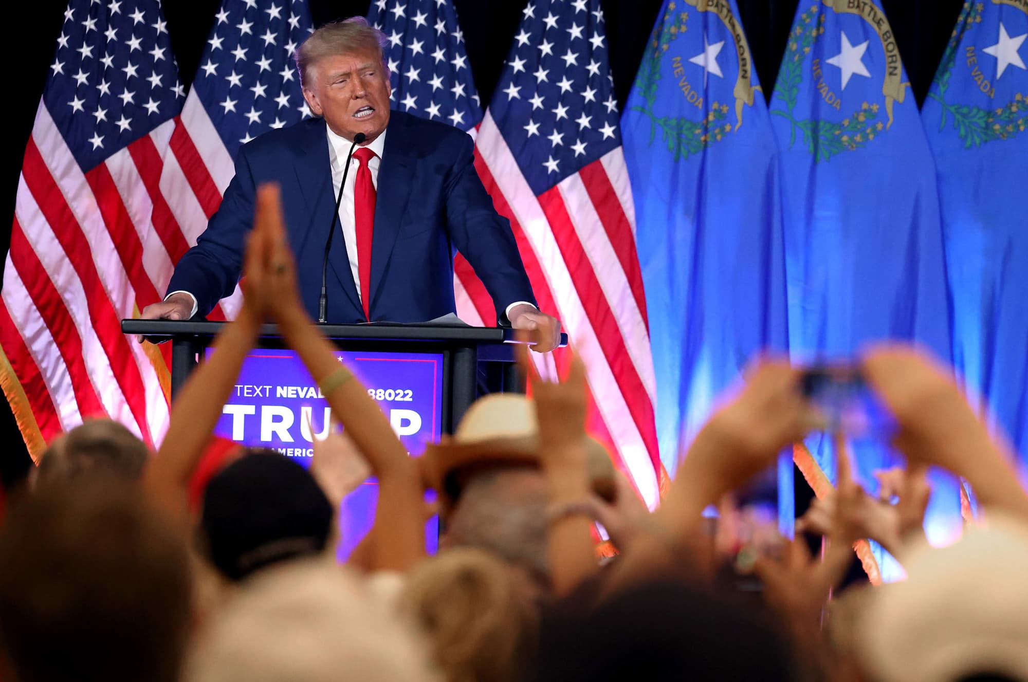 Trump to visit Las Vegas Saturday as competition in GOP caucus dwindles