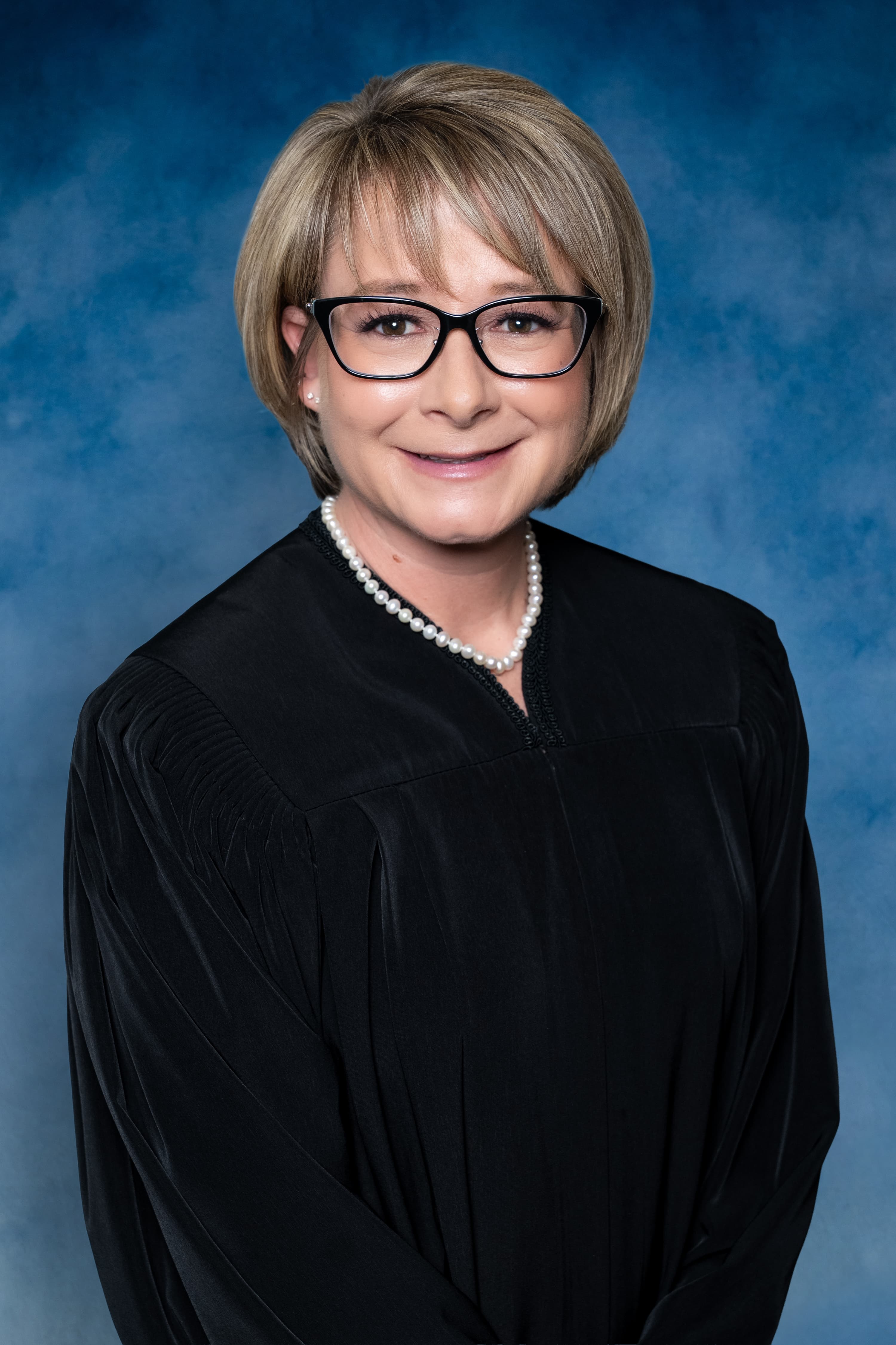 Maxey, Kerri Jean