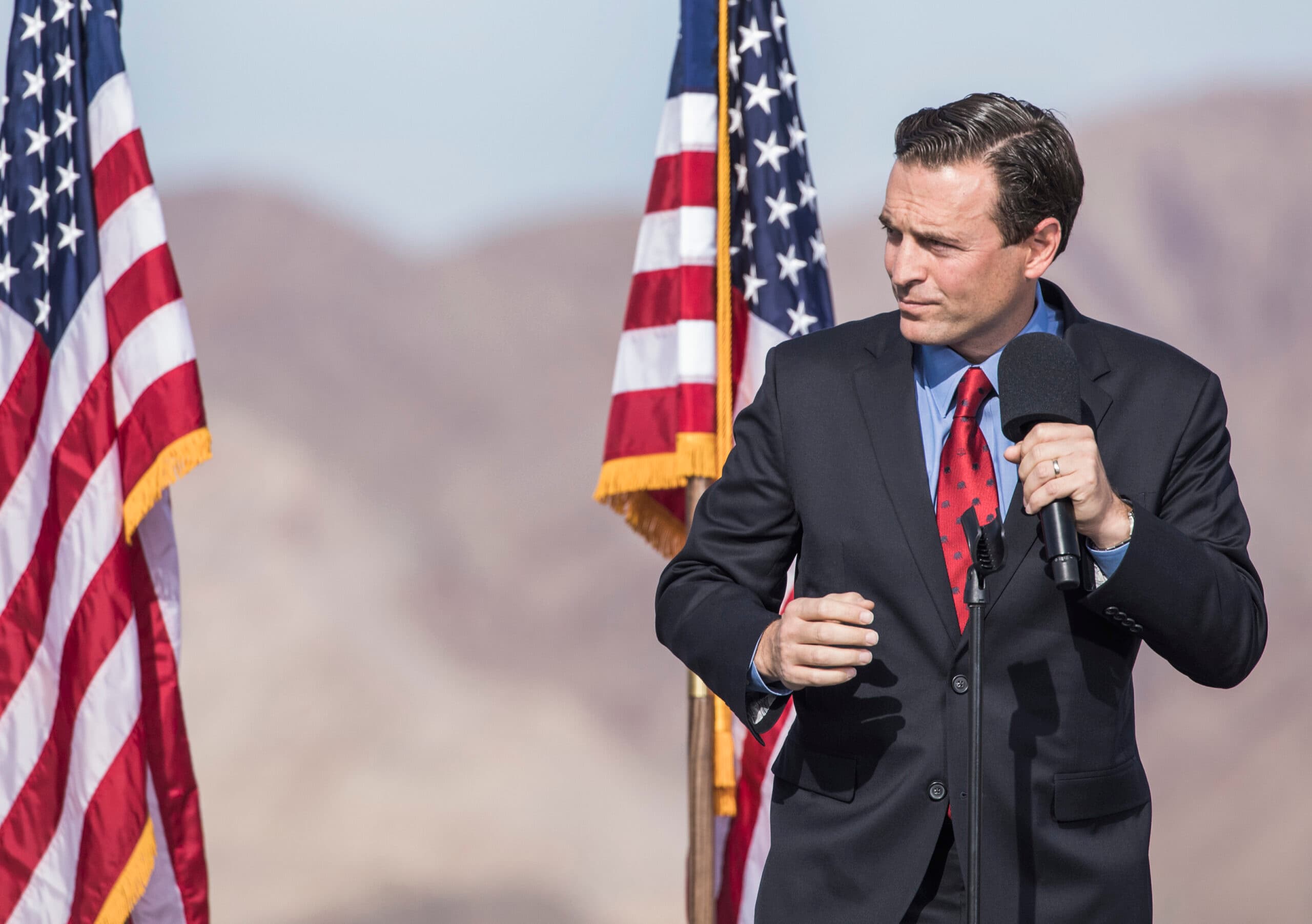 In Senate bid, Laxalt pulls in $1.35 million in last three months of 2021