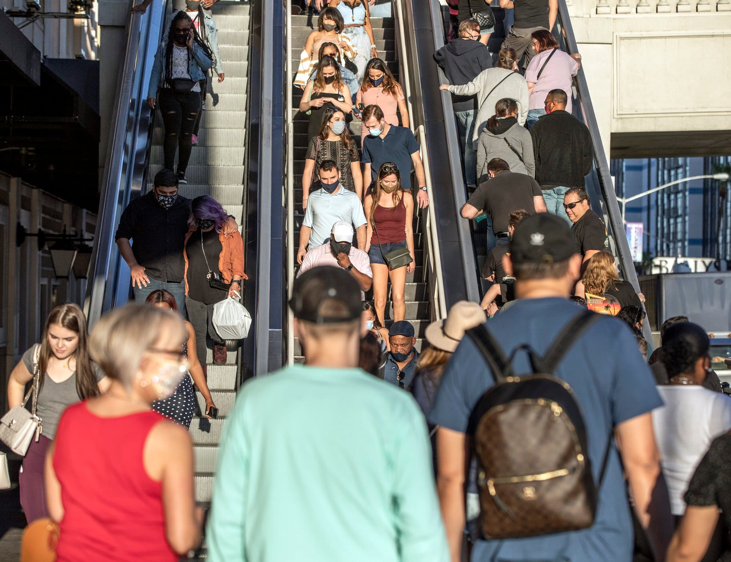 Encuesta: Economía, prioridad para votantes de Nevada; Biden sigue siendo impopular