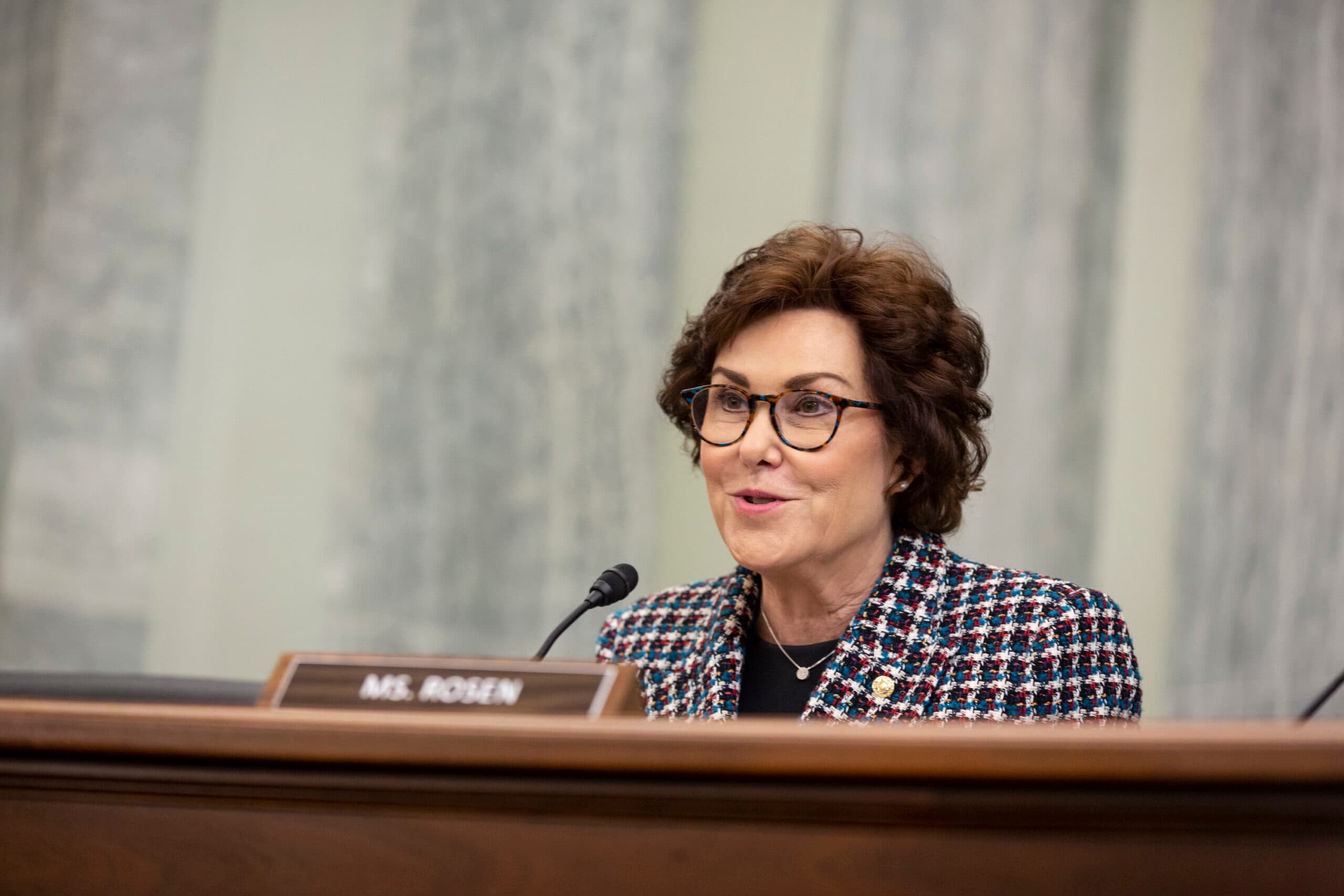 Rosen has record $4.4 million cash on hand ahead of Senate re-election bid