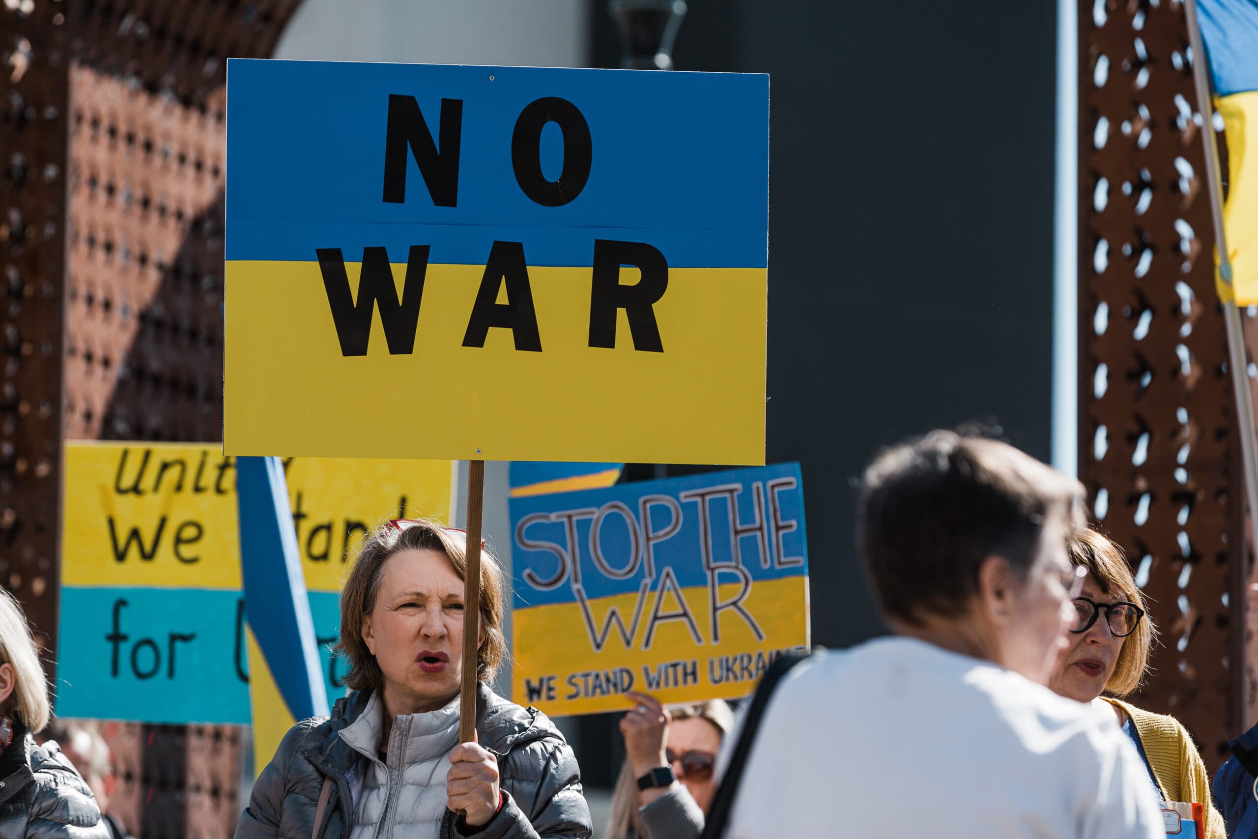 Poll: Nevada voters critical of Biden on Ukraine, but oppose sending American troops