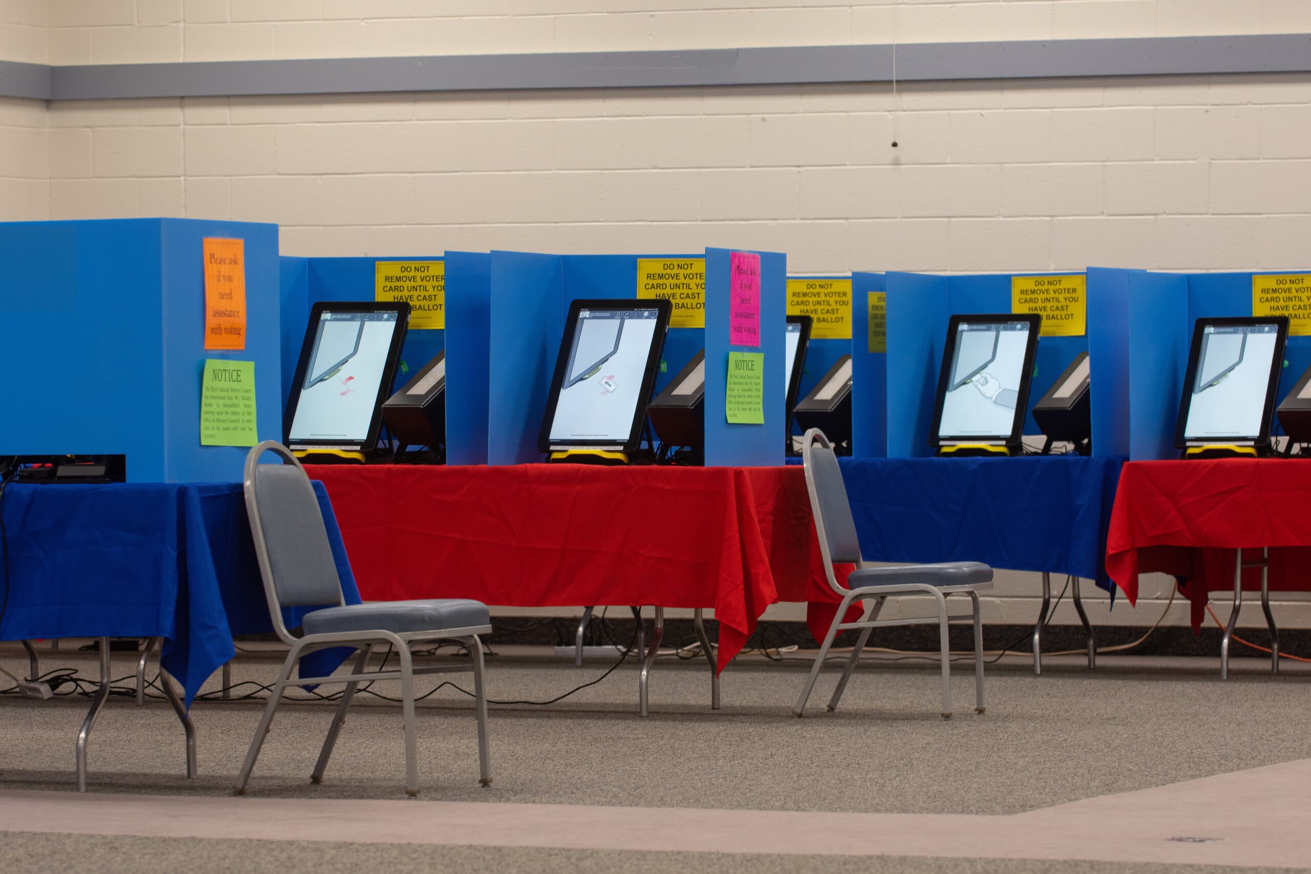 Lawmakers consider requiring voting machines for all in-person voting