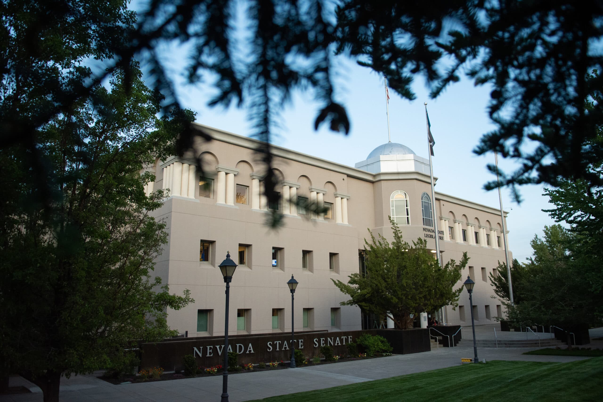 Sisolak, other statewide Democrats lead fundraising over Republicans; key legislative races closer