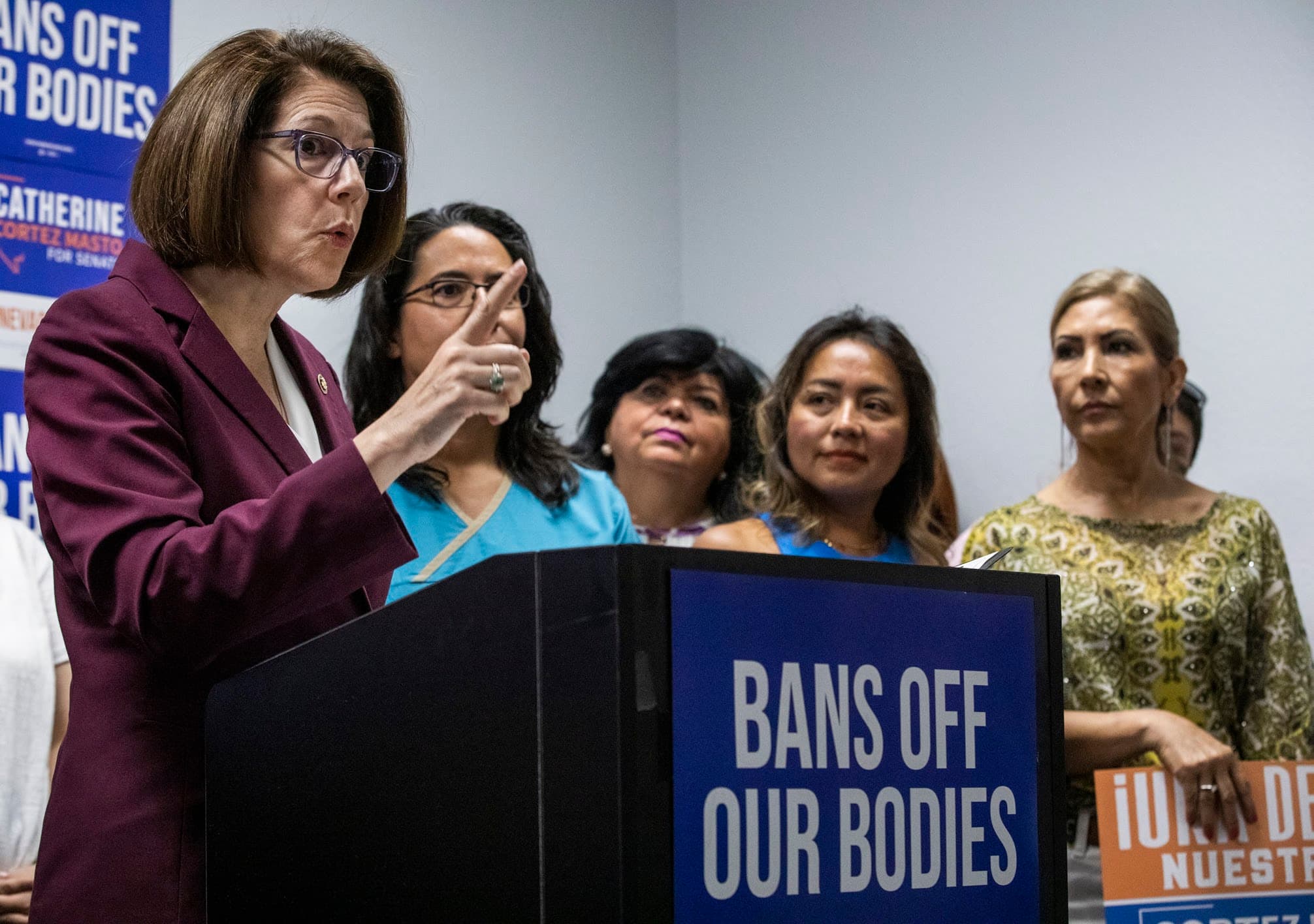 Congressional incumbents raise money at record pace ahead of midterm elections