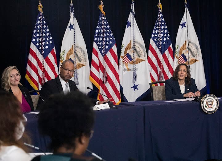 En Las Vegas, vicepresidenta Kamala Harris promocionó disminución de la inflación