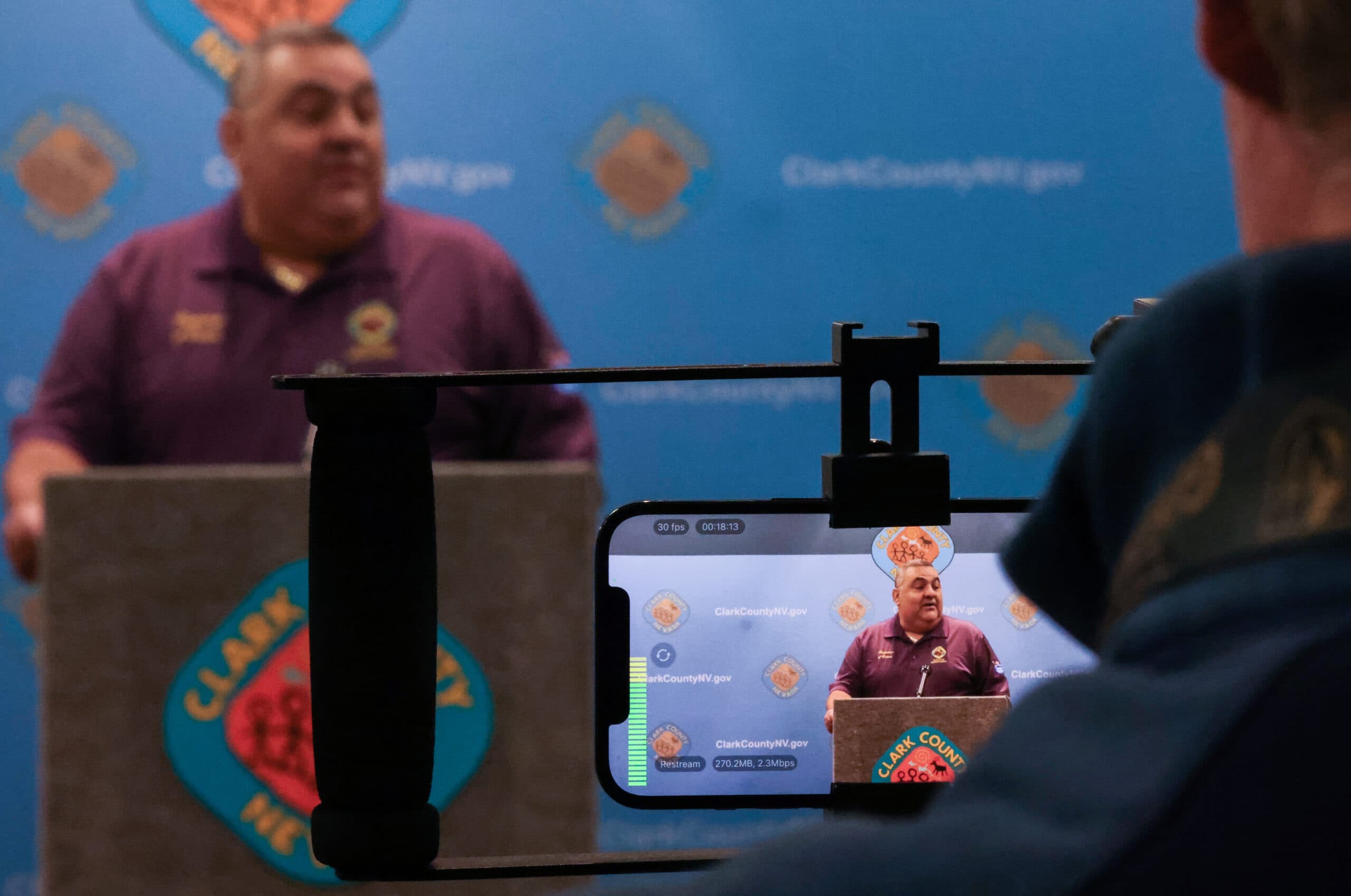 Condados Clark y Washoe siguen procesando decenas de miles de votos por correo que podrían cambiar resultados de las elecciones