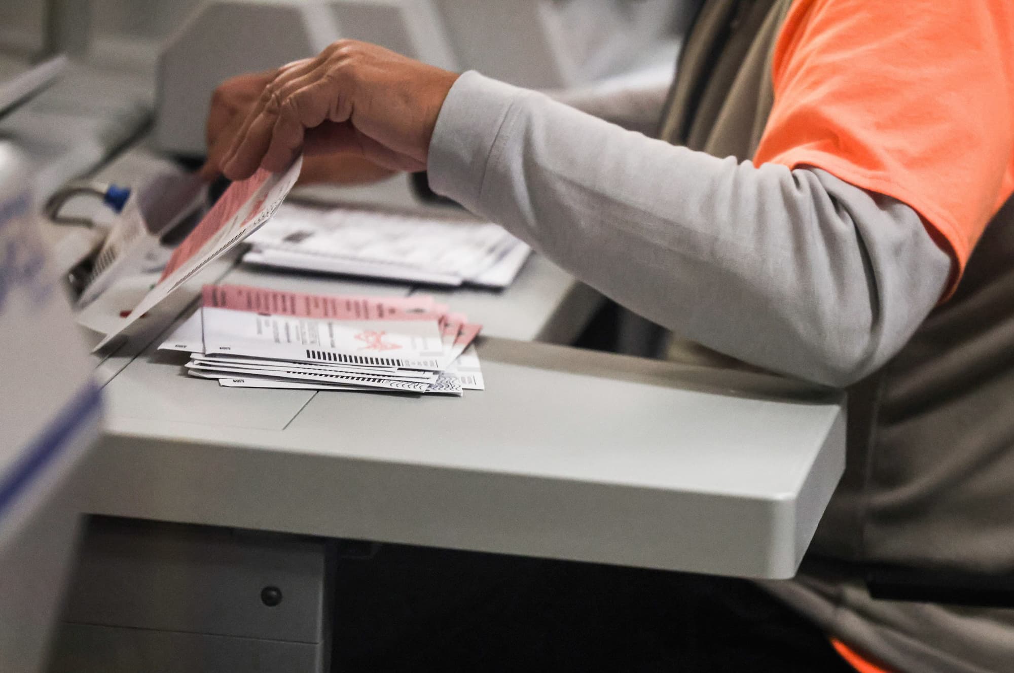 Postal Service change could prevent some mail ballots from being counted in Washoe County