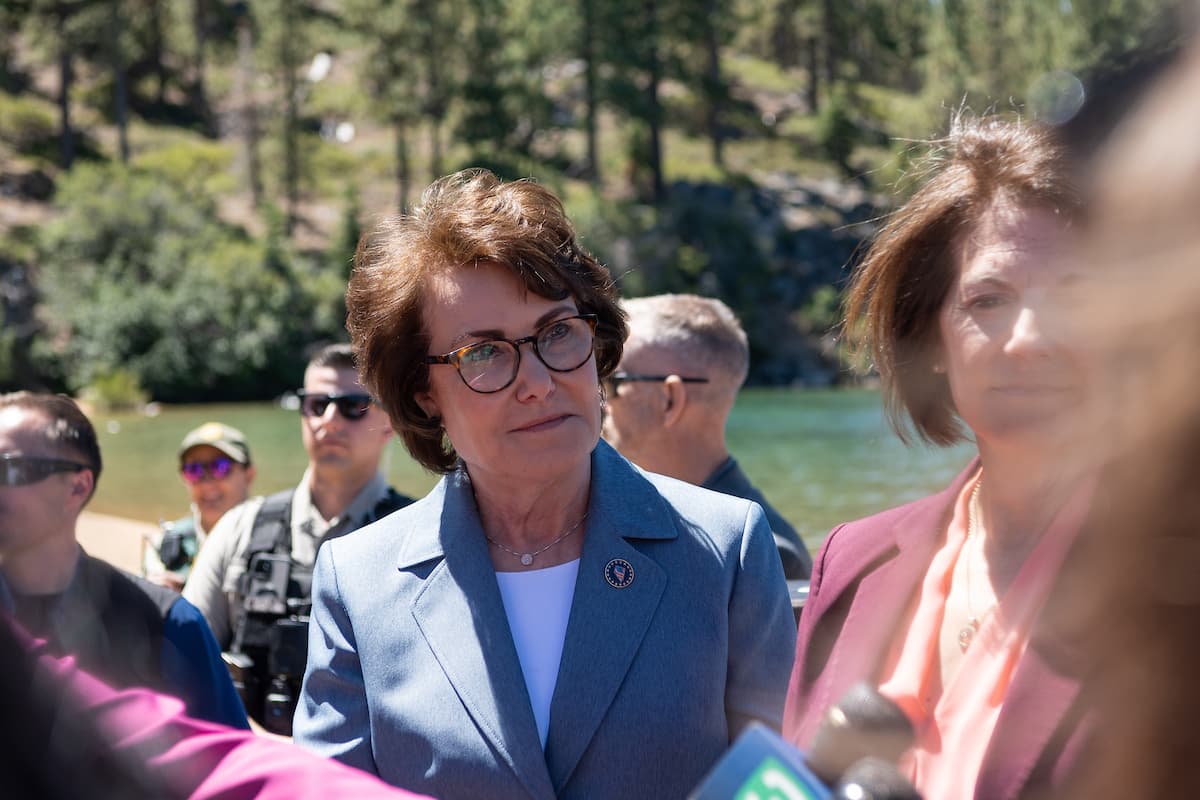In partisan Senate, does Jacky Rosen's 'kill 'em with kindness' approach work?