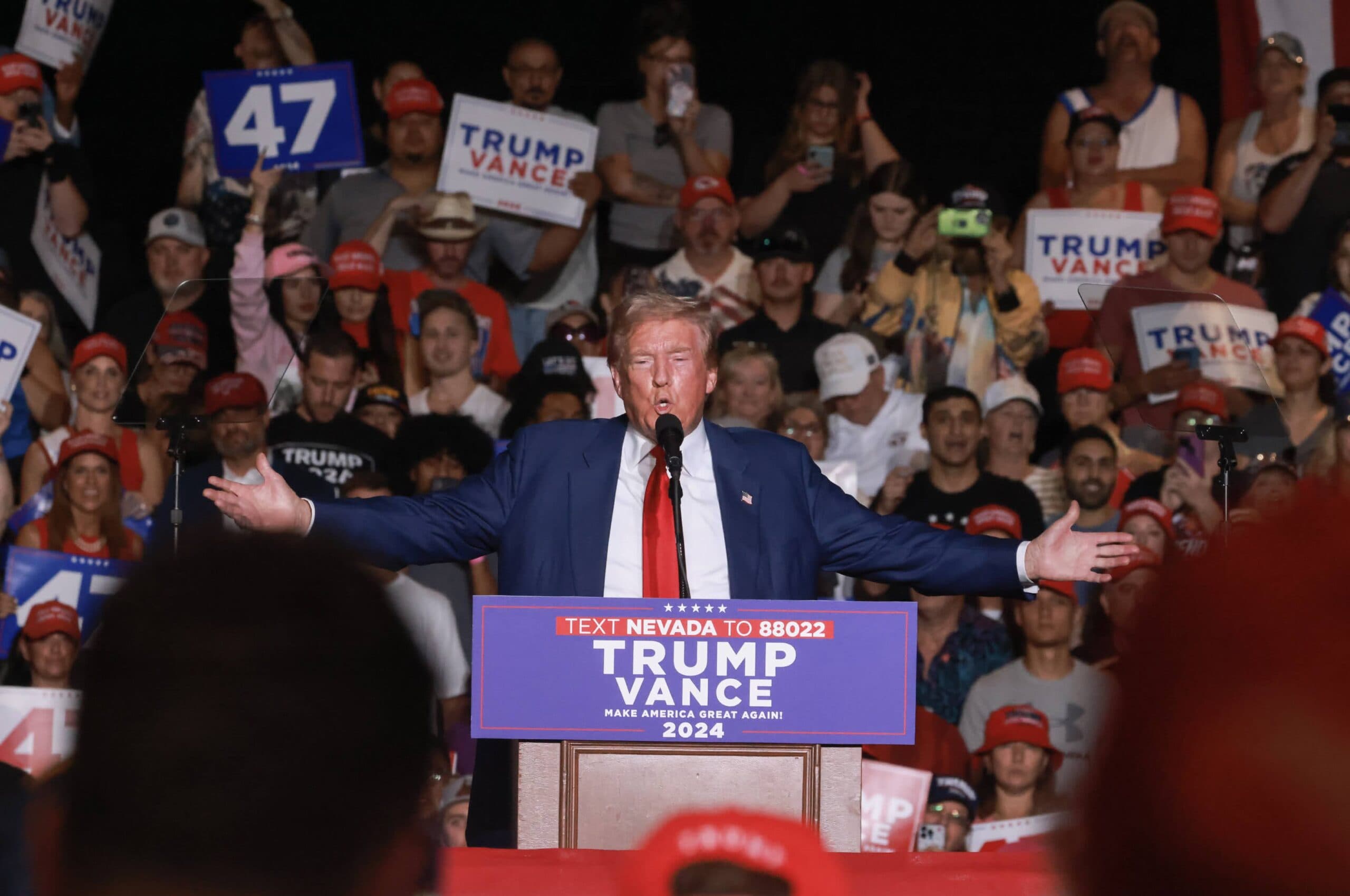 Trump defends debate performance at Vegas rally, vows to free up federally owned land