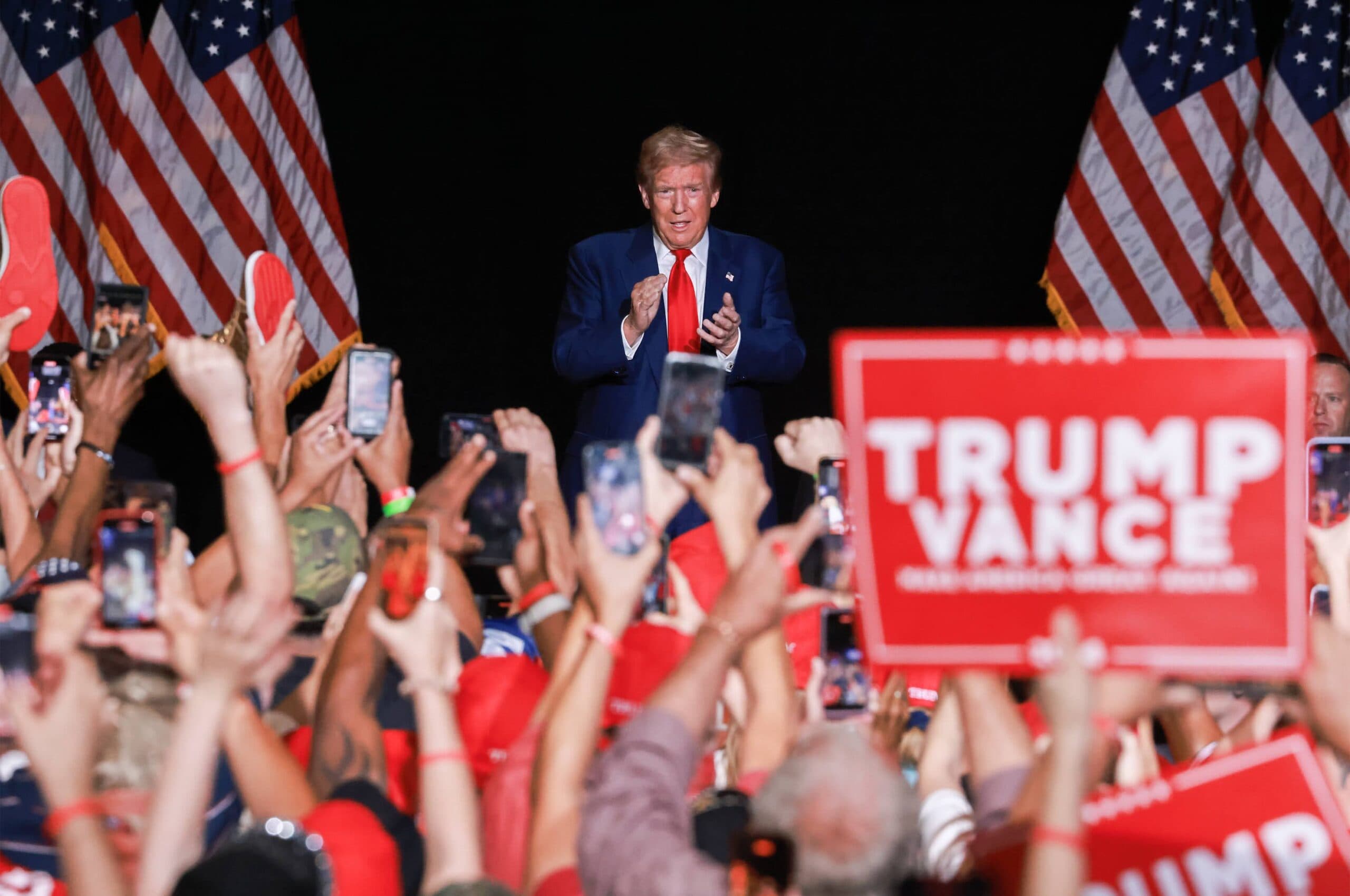 Trump to visit Nevada next week, tout 'no tax on tips' policy