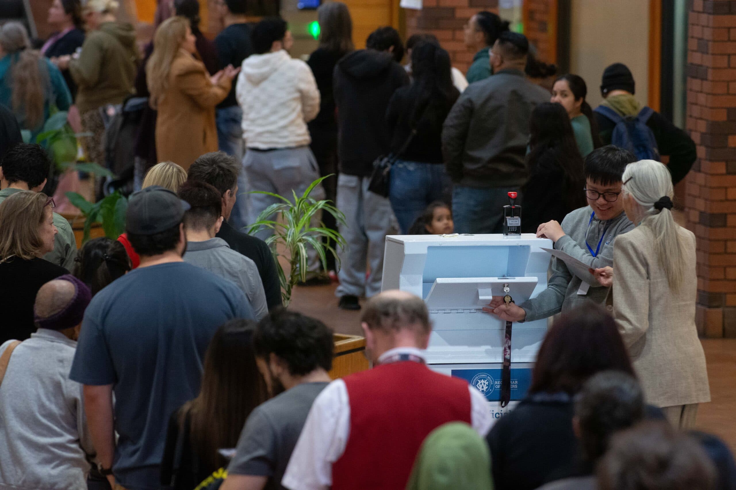 Nevadans reject open primary, ranked-choice voting ballot measure